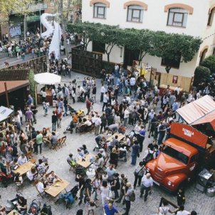 Sant Jordi musical a l'antiga fàbrica Damm amb més de 30 concerts