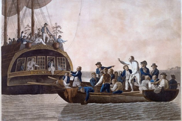 Los amotinados del Bounty se apoderan del barco y expulsan al capitán y los suyos leales (1789). Fuente National Maritime Museum. Greenwich (Inglaterra)