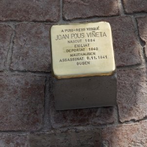 Instalan Stolpersteine en Catalunya en recuerdo a víctimas del nazismo
