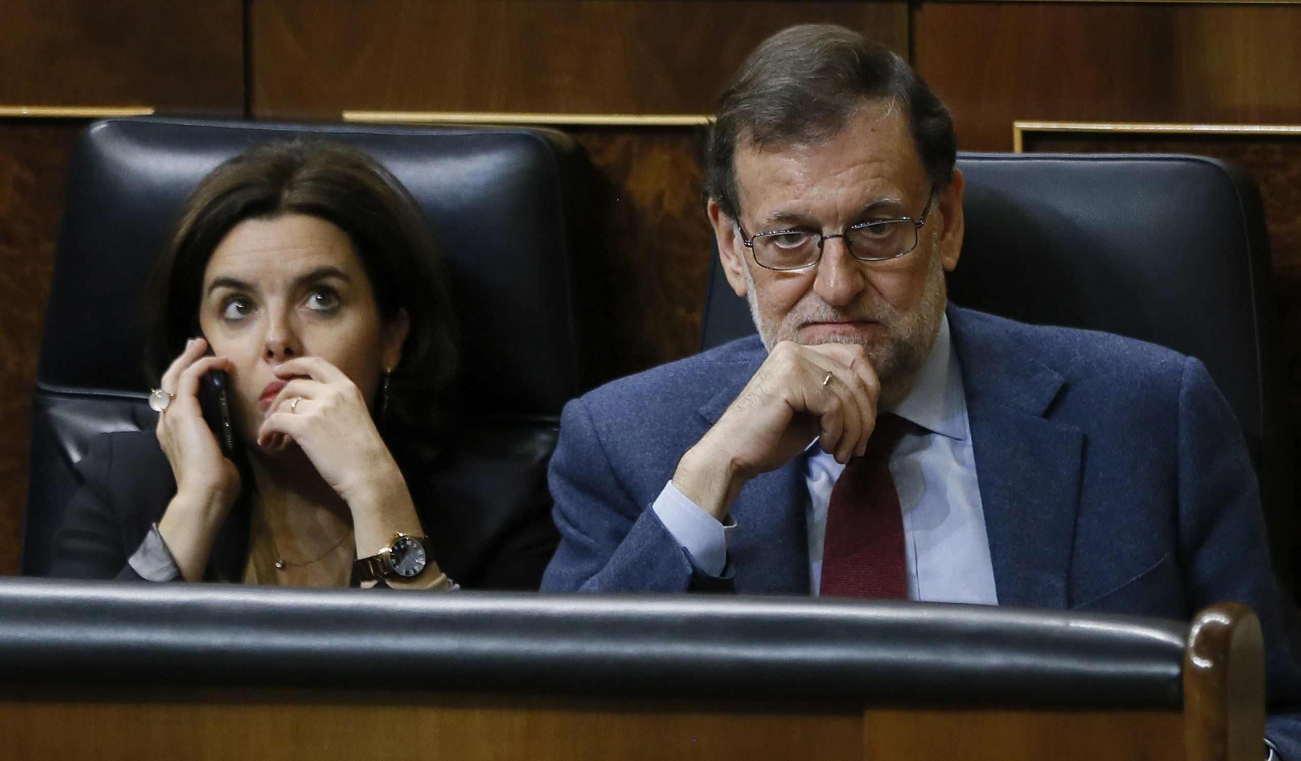 Batussa entre Iglesias i Santamaría pel "guirigall" dels referèndums