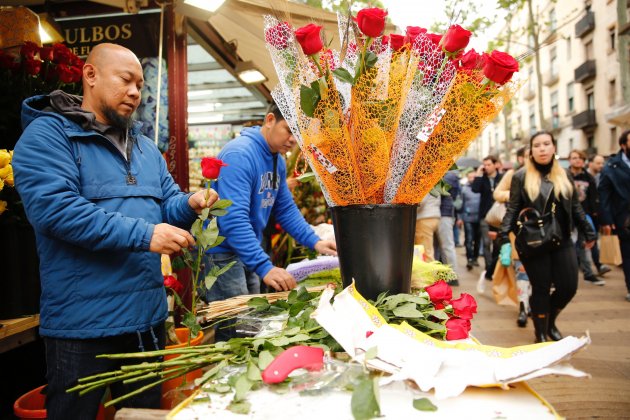 Sant Jordi rosas Ramblas Sergi Alcàzar