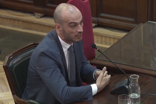 lluis junca lluis junca