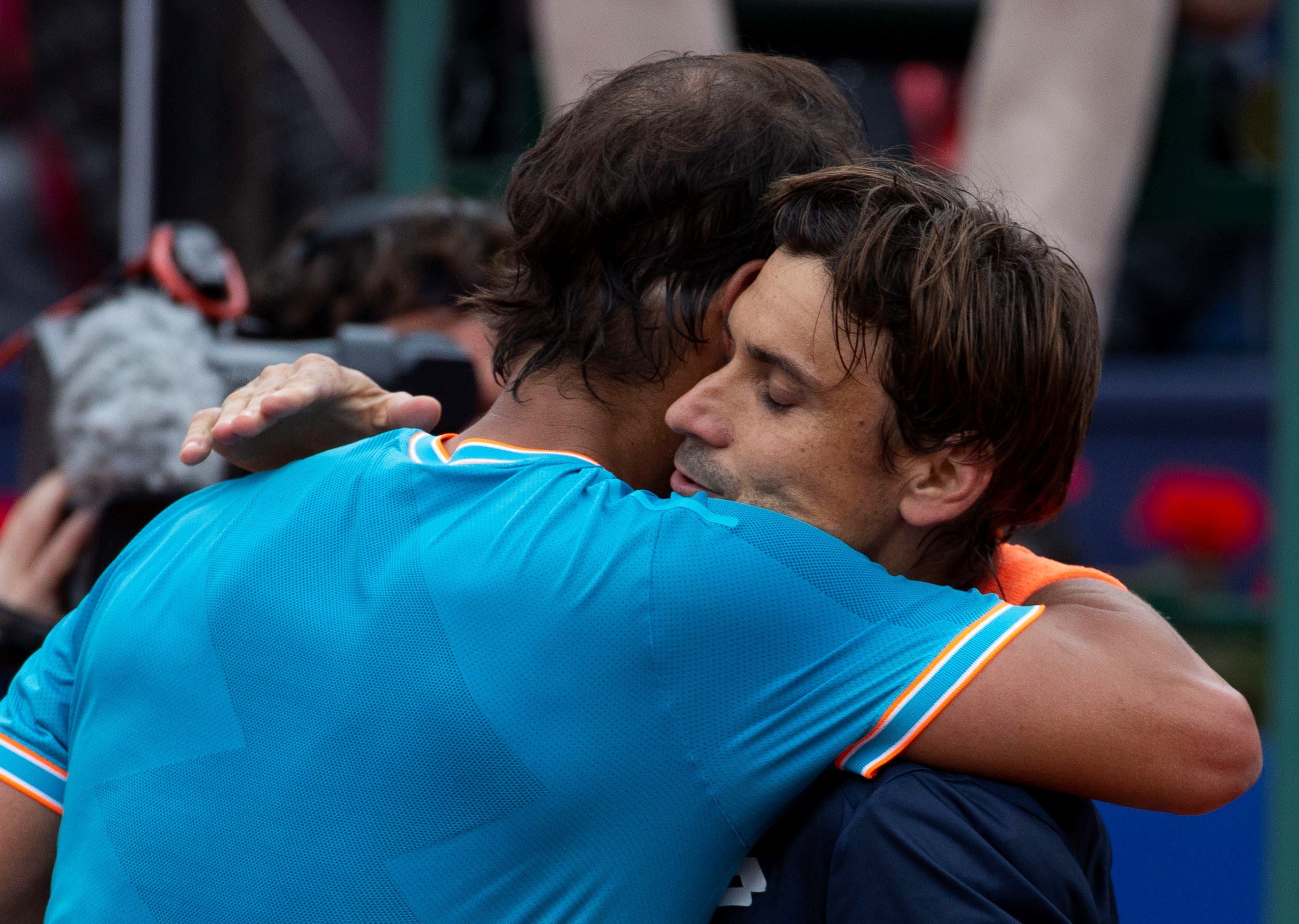 La lluvia y David Ferrer no pueden parar a Nadal, que ya está en los cuartos del Open Banc Sabadell