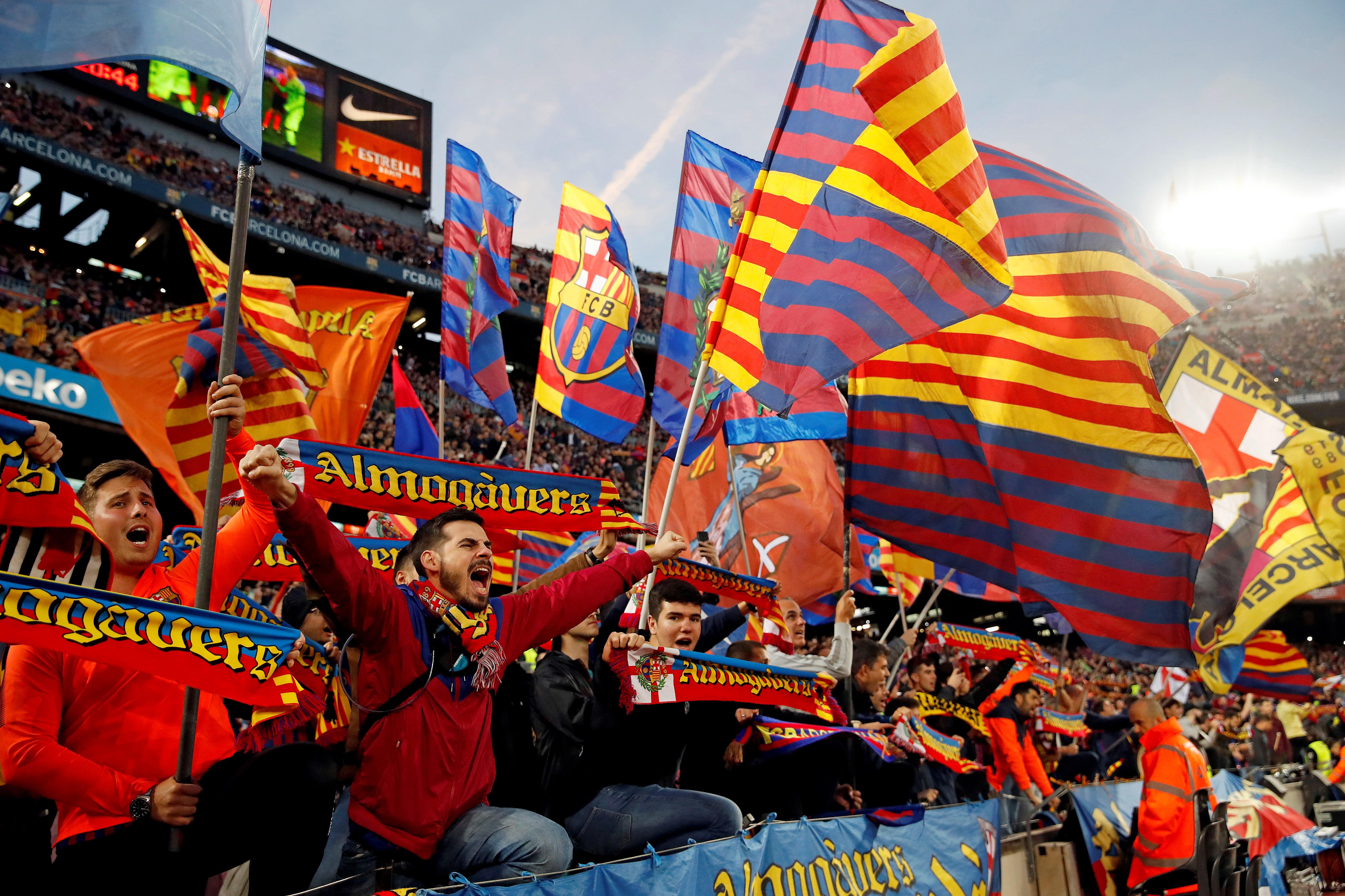 Un Camp Nou més buit al Clàssic per les mobilitzacions del Tsunami Democràtic