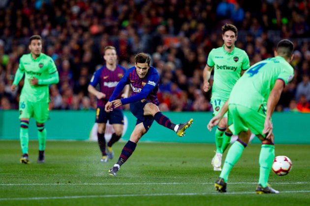 coutinho barça llevant FC barcelona coutinho barça llevant FC barcelona
