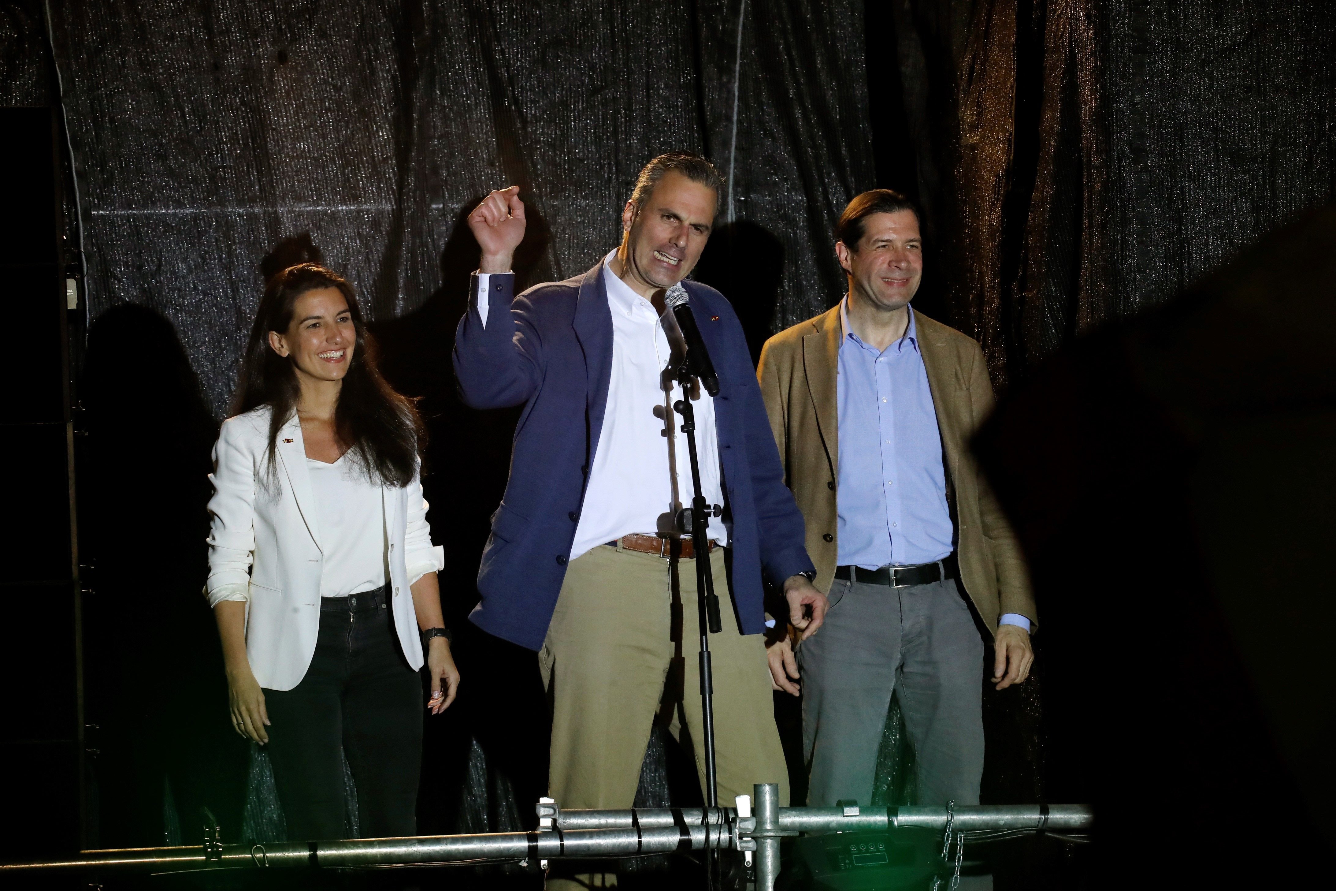 Vox colla Casado amb l'aprovació dels pressupostos a Andalusia