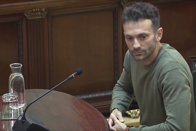 Ferran Soler votant 1 O Dosrius