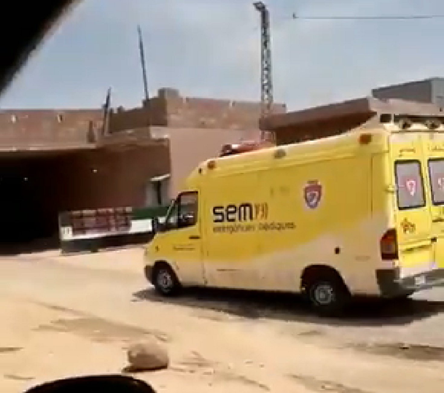 VÍDEO | Què fa una ambulància del SEM evacuant militars turcs a Síria?