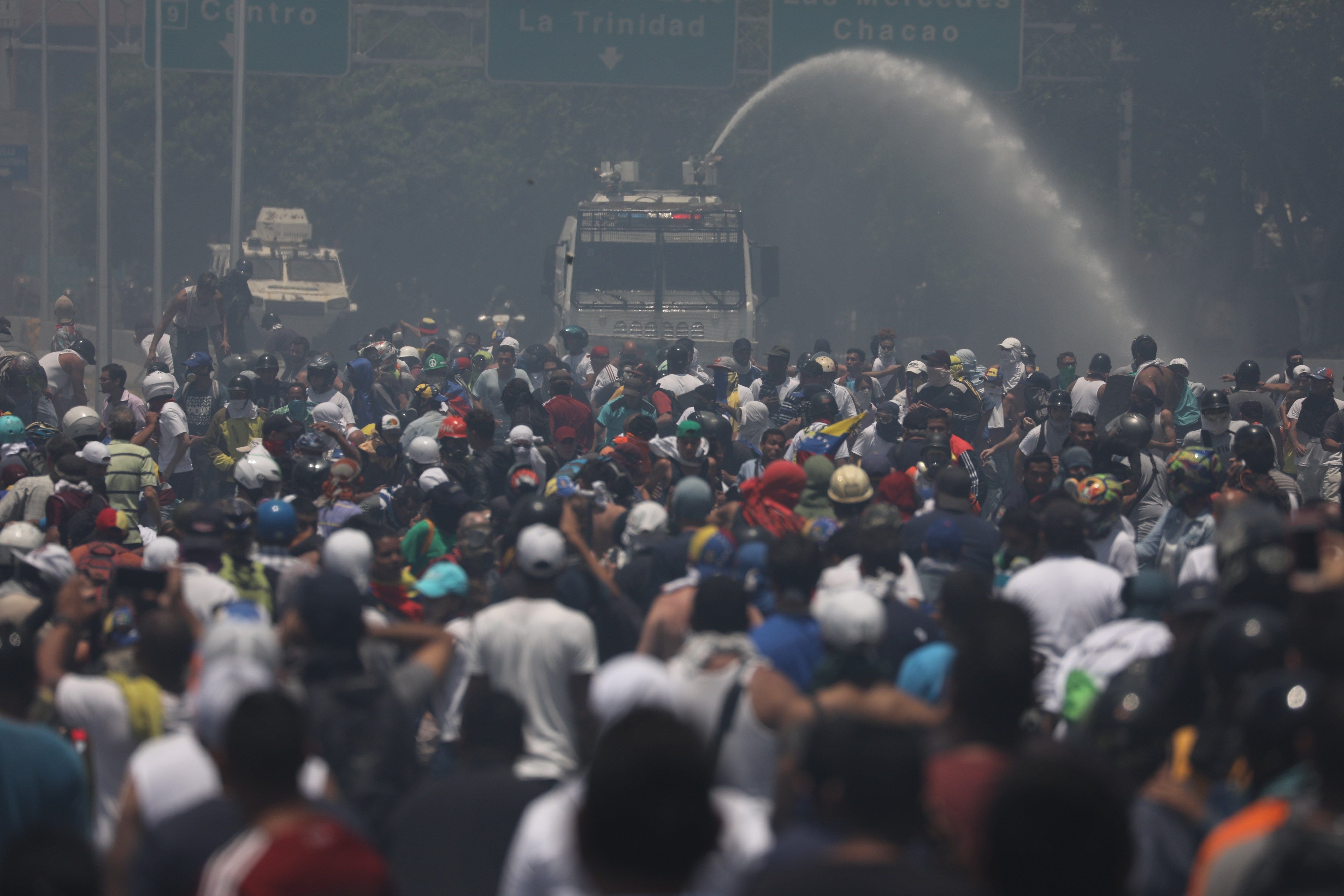 Màxima tensió als carrers de Veneçuela