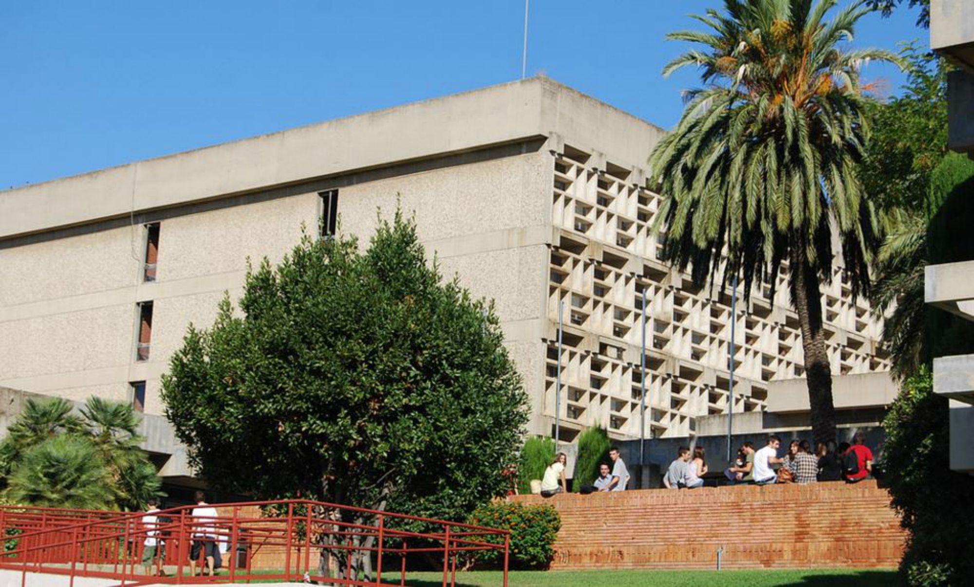 El Govern no abaixa les taxes universitàries