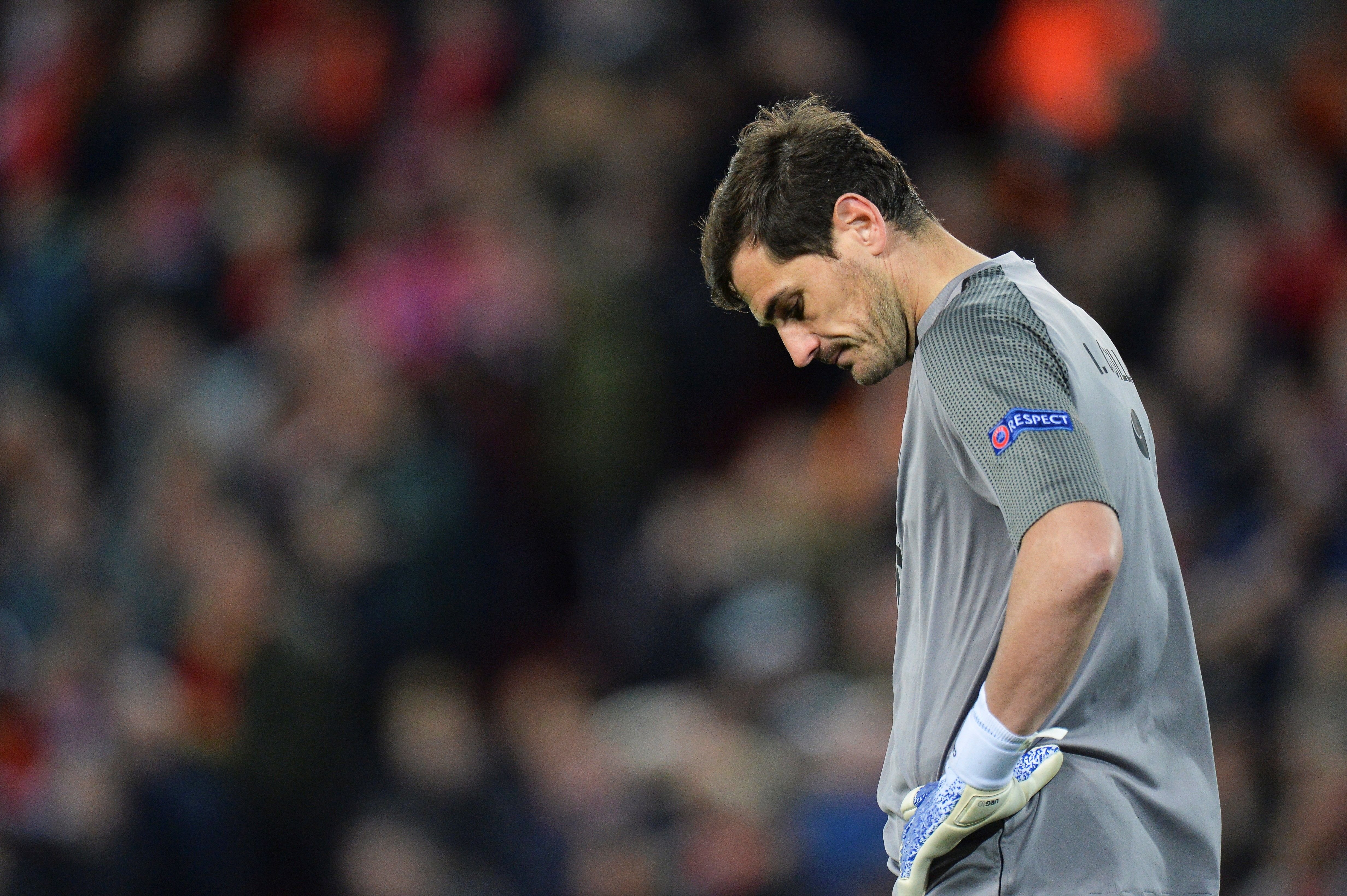 Casillas celebra el 12-O compartint una foto estrafolària a Twitter