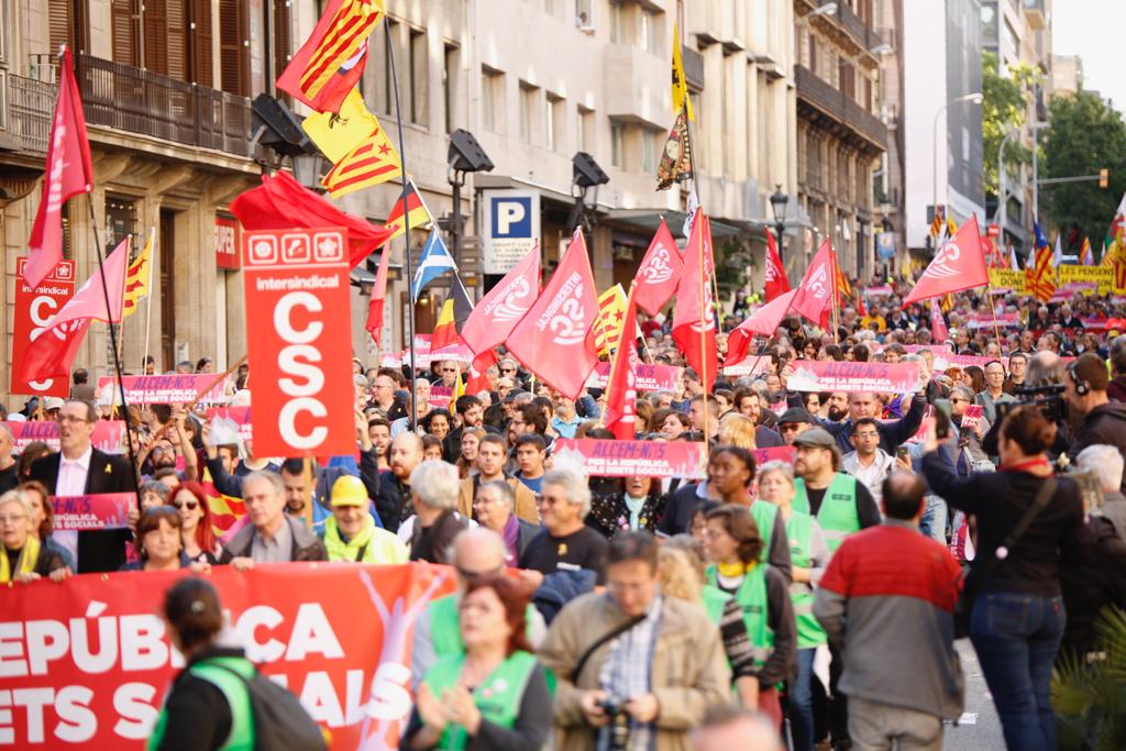 Manifestacions de l'1 de maig 2024 a Barcelona: horaris, recorreguts i afectacions al trànsit