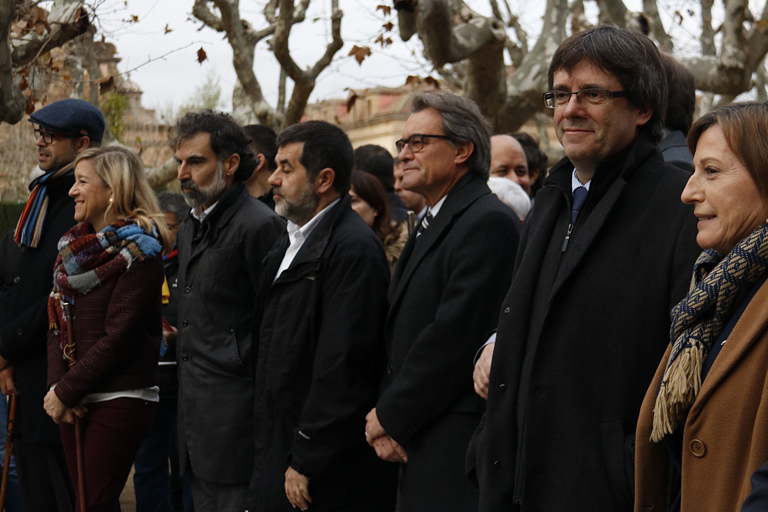 Puigdemont desafia el tribunal: "Forcadell continuarà sent la presidenta"