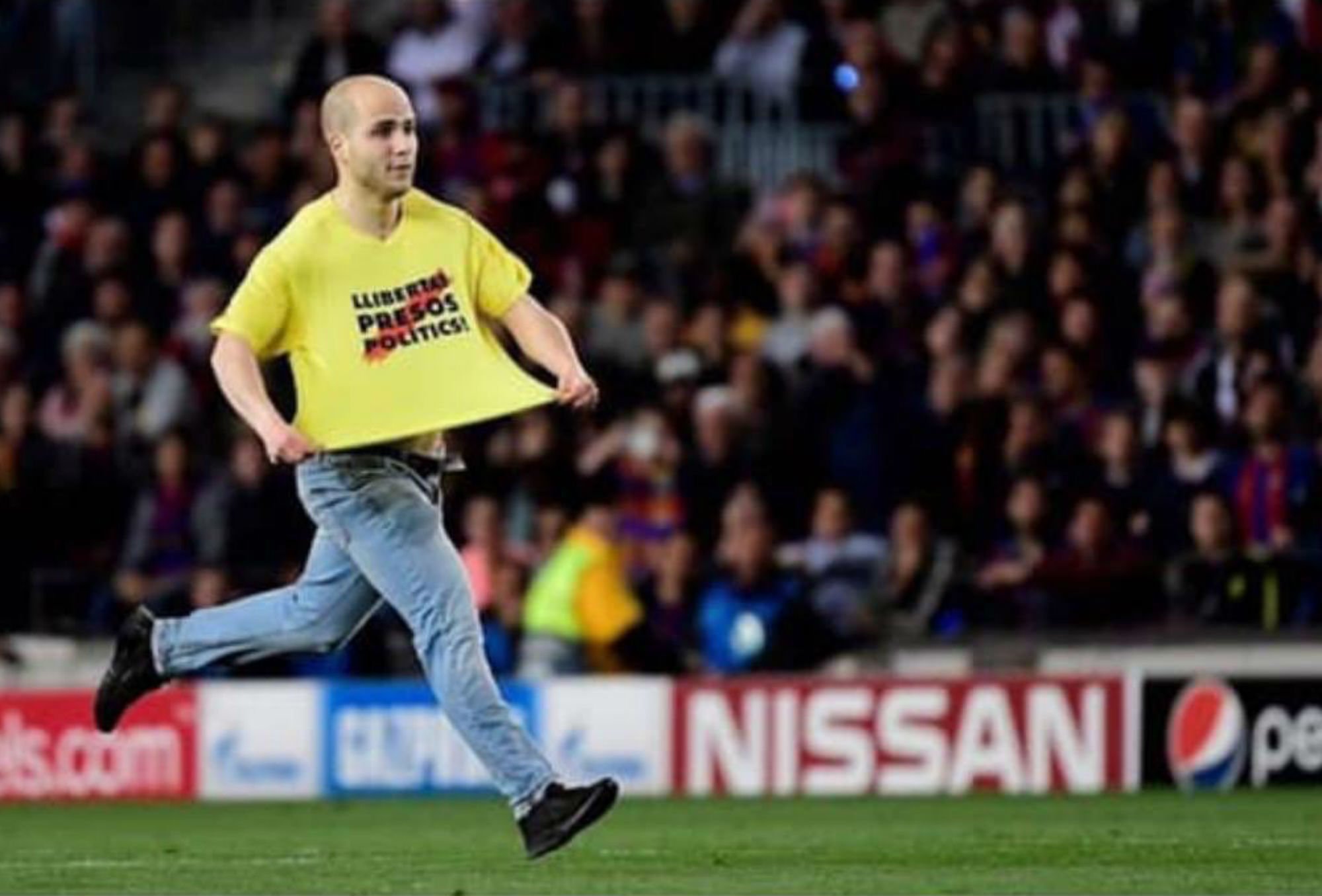 L'espontani del Camp Nou, a 'ElNacional': "Tenia l'espina clavada per l'empresonament dels Jordis"