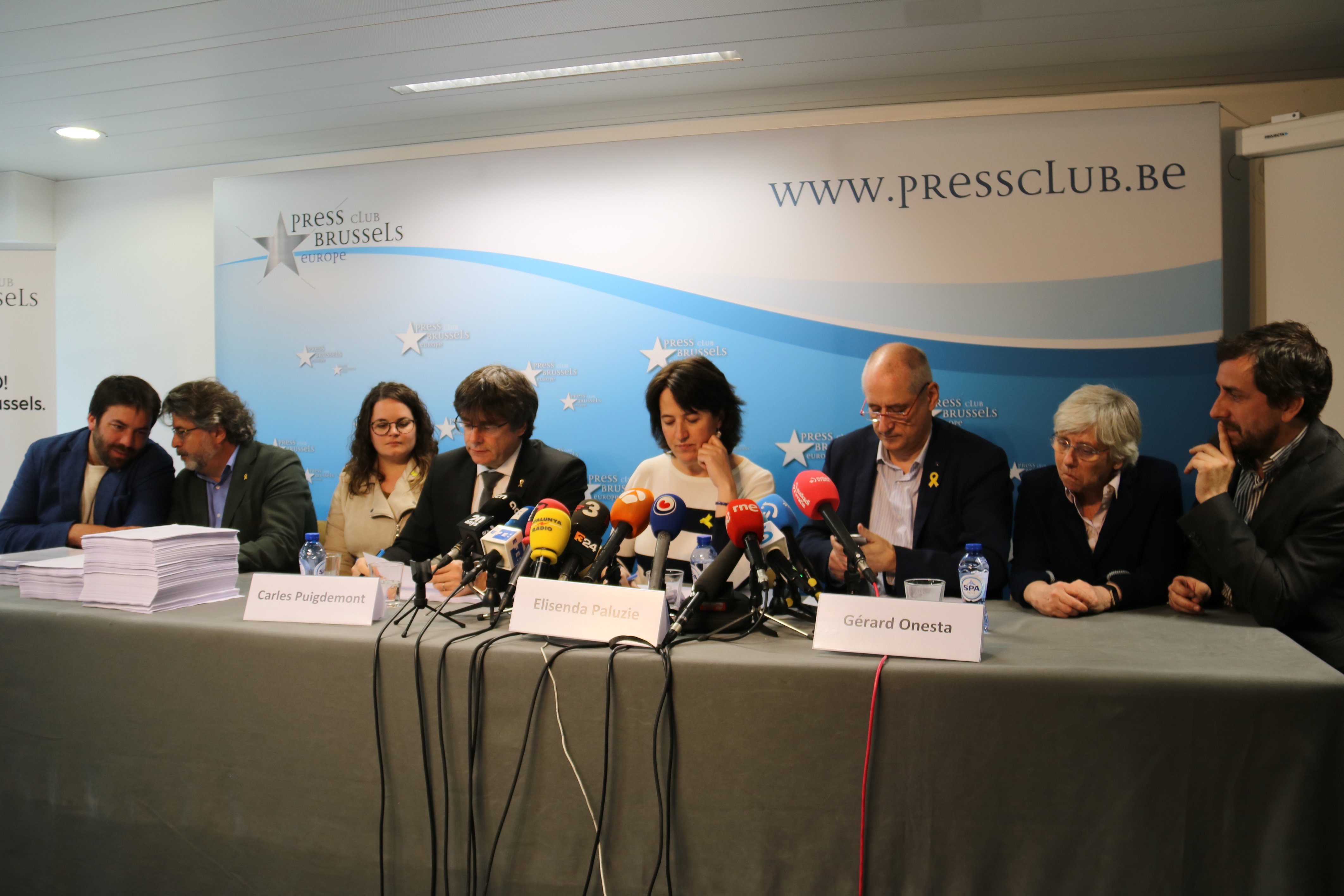 Puigdemont presents European Citizens' Initiative to suspend Spain's EU voting rights