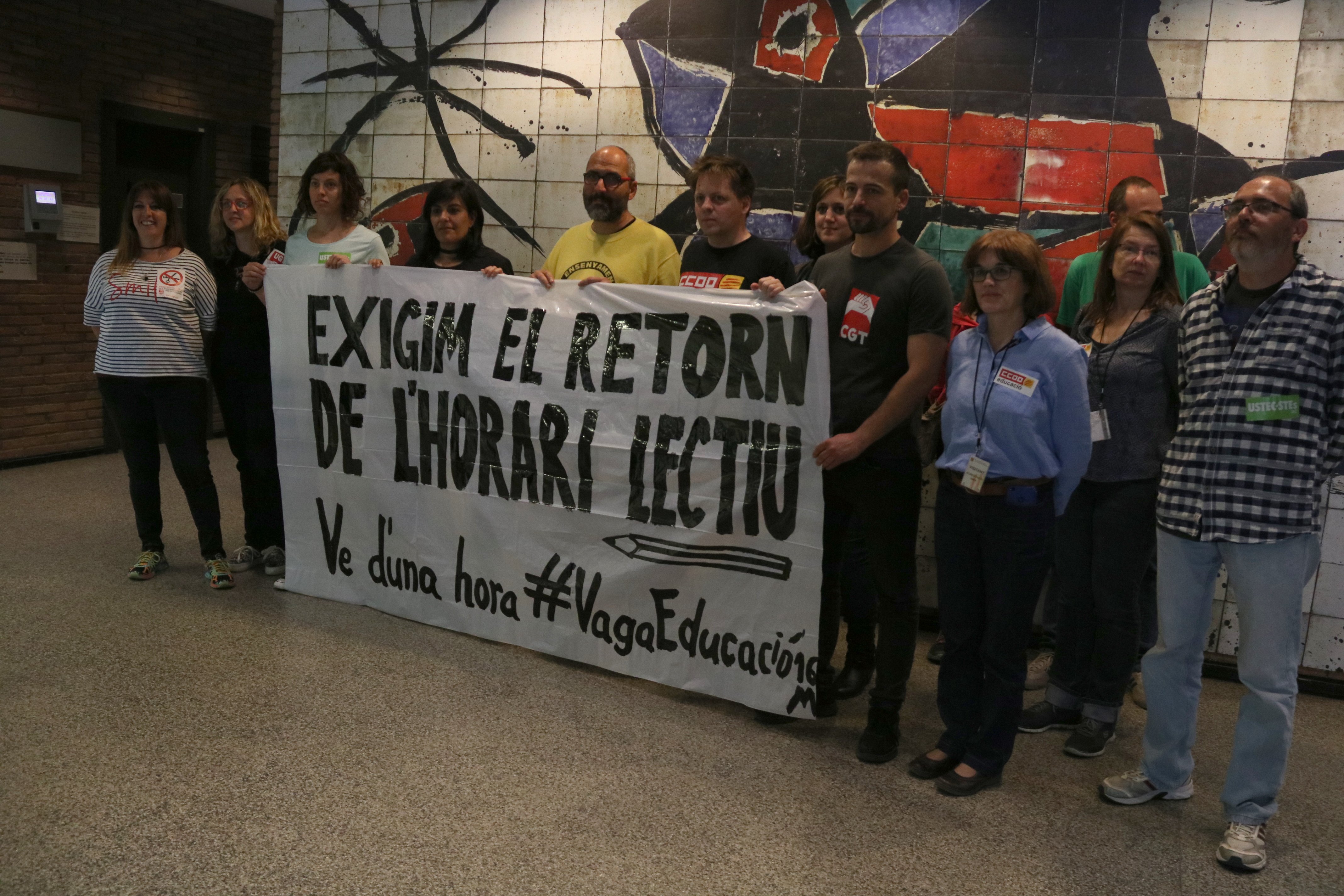 Els sindicats es tanquen a Educació contra ''l'immobilisme'' del Departament