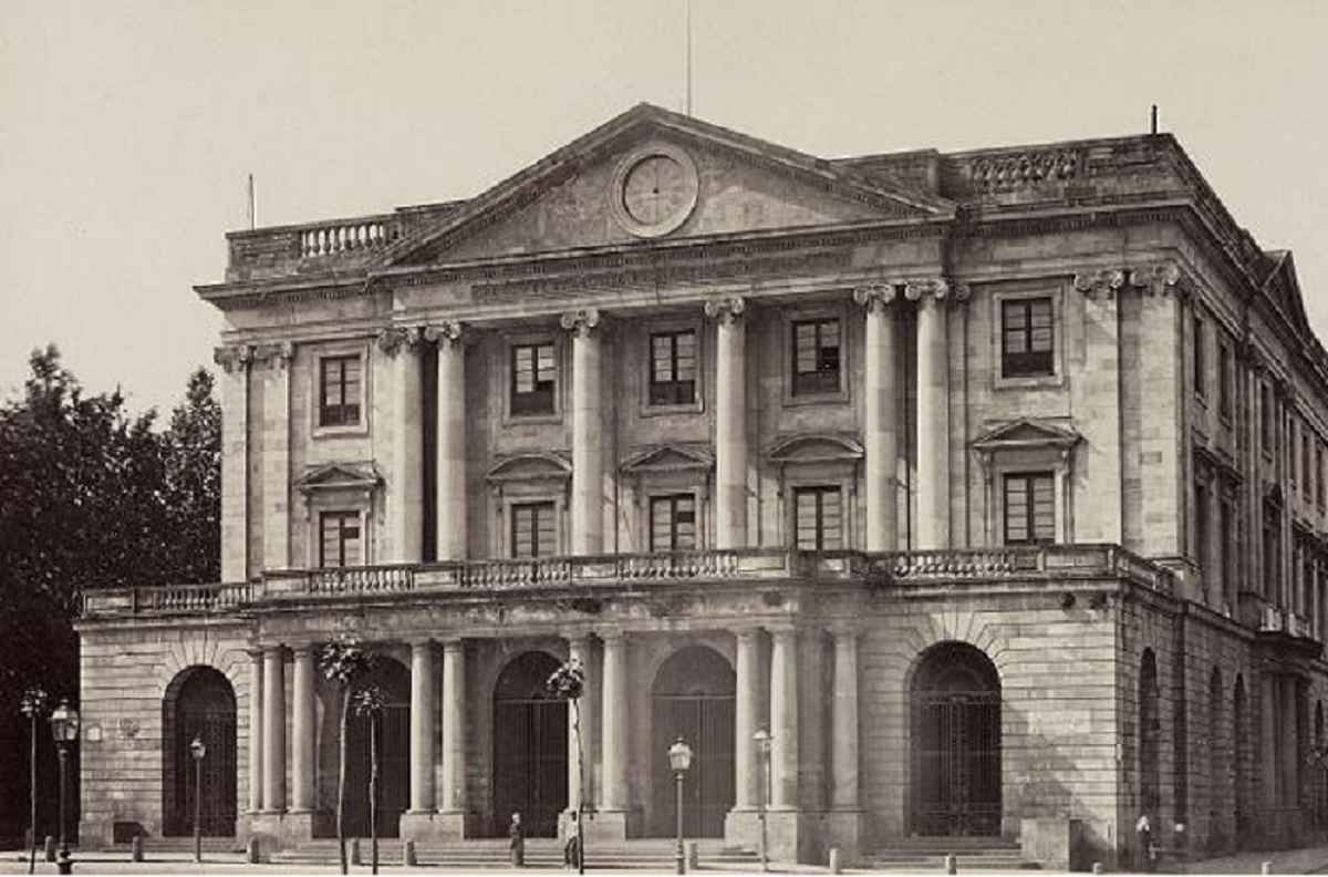 Ordenan cerrar los Jocs Florals porque no había ninguna bandera española