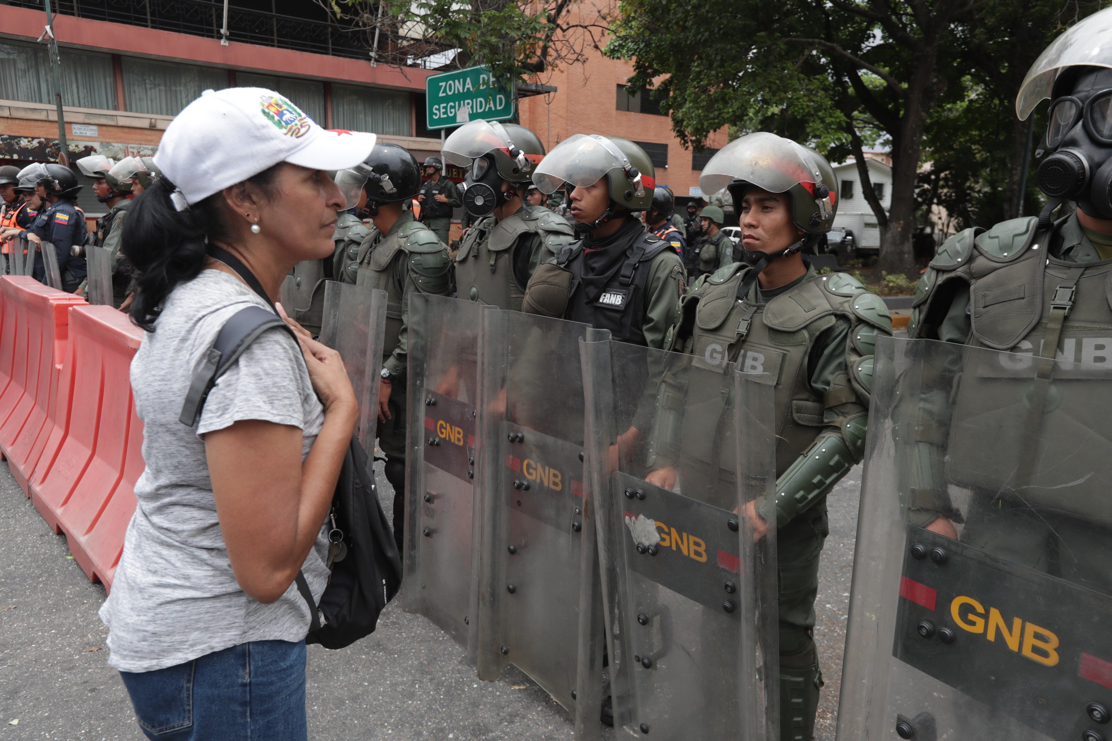 Guaidó no aconsegueix alçar els militars contra Maduro