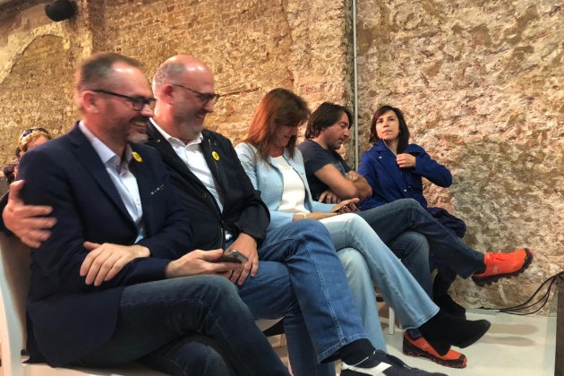 roda de premsa jxcat celia forment roda de premsa jxcat celia forment