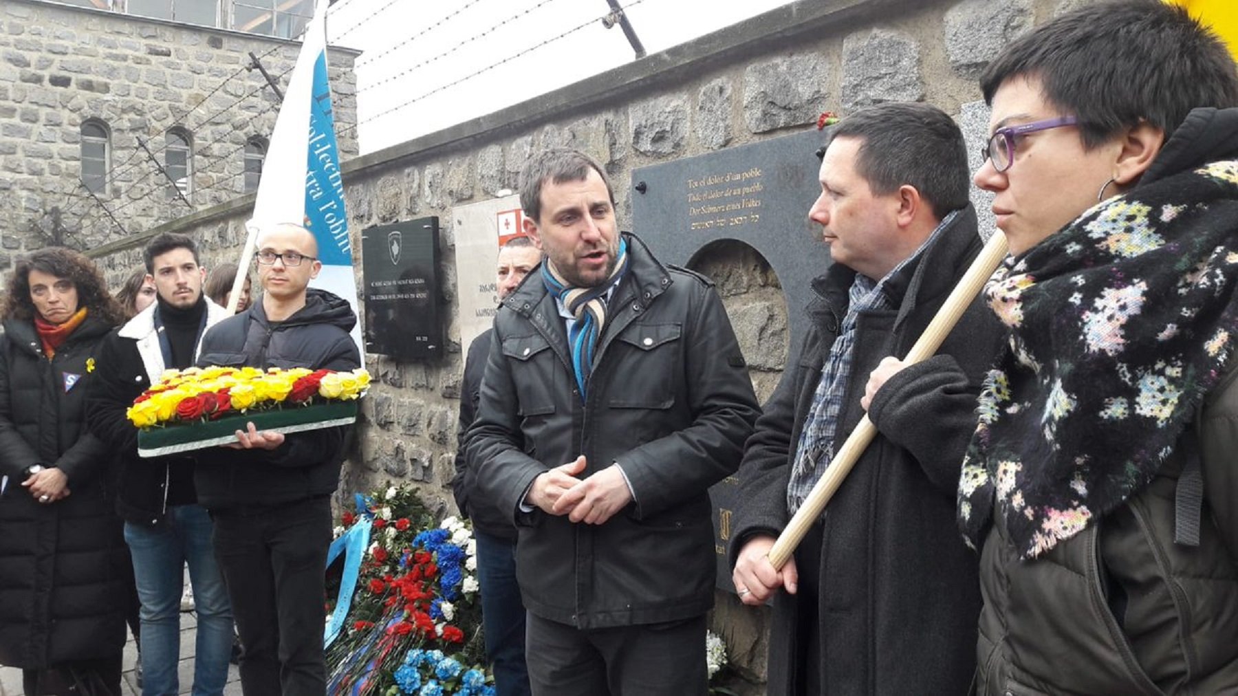 Comín acusa de intolerante a la ministra Delgado por el plantón en Mauthausen