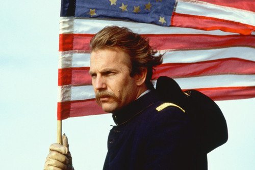 kevin costner bandera ballant llops