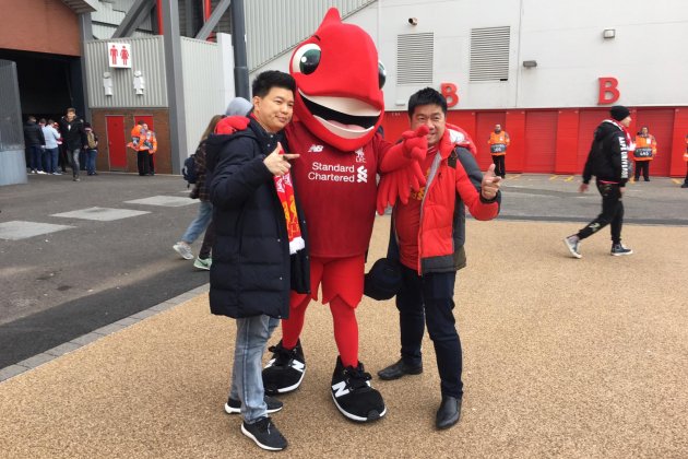 frikis anfield barrote aguilar