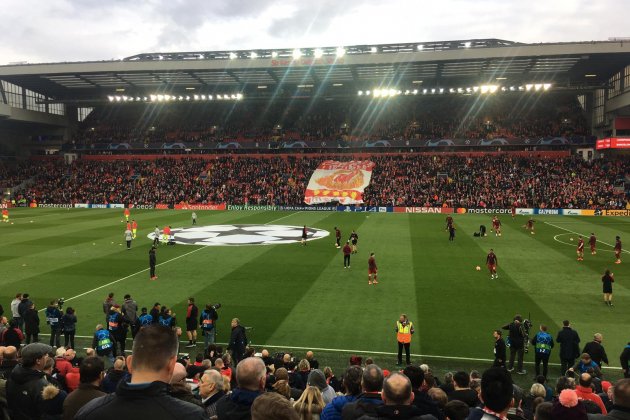 anfield lleno barrote aguilar