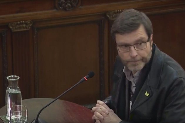 Josep Lluís Torres votant 1 O