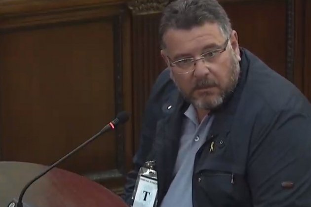 Carles Valls Arnó votant 1 O