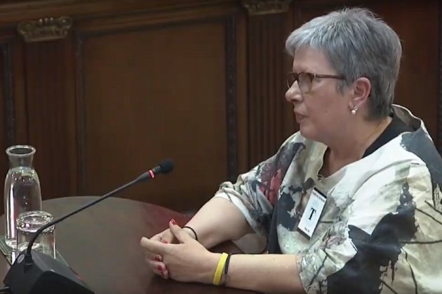 Núria Riera votant 1 O