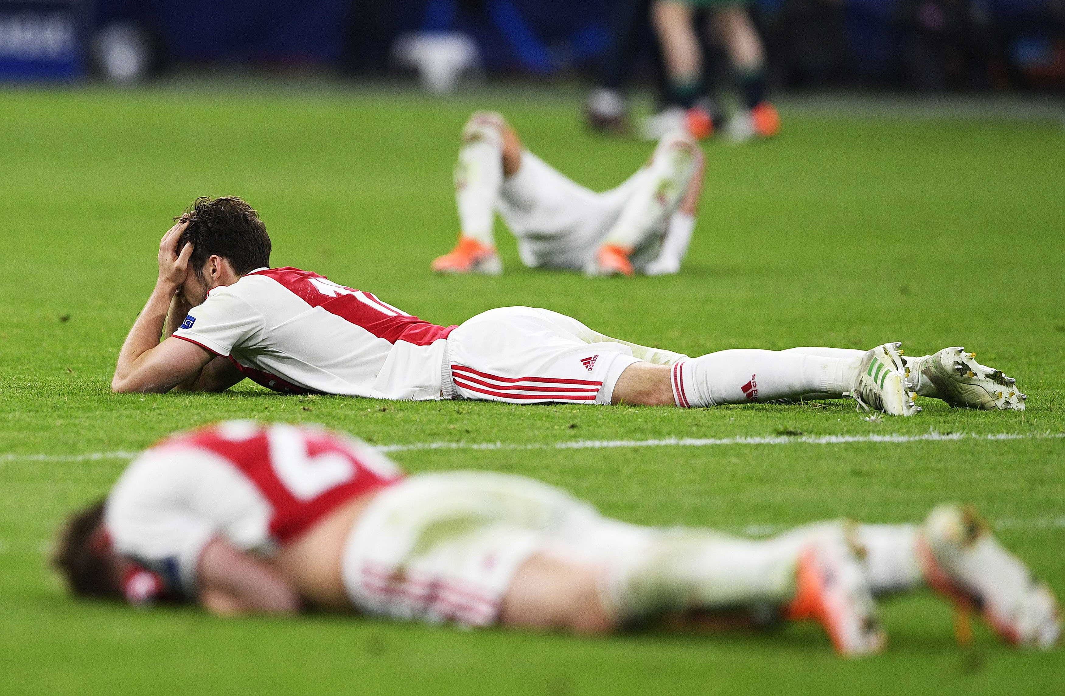 El Ajax también deja de aspirar al triplete