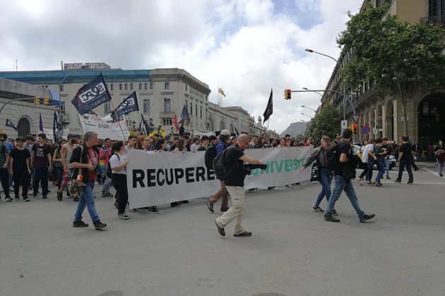 Manifestació universitaris Parlament   Anna Solé