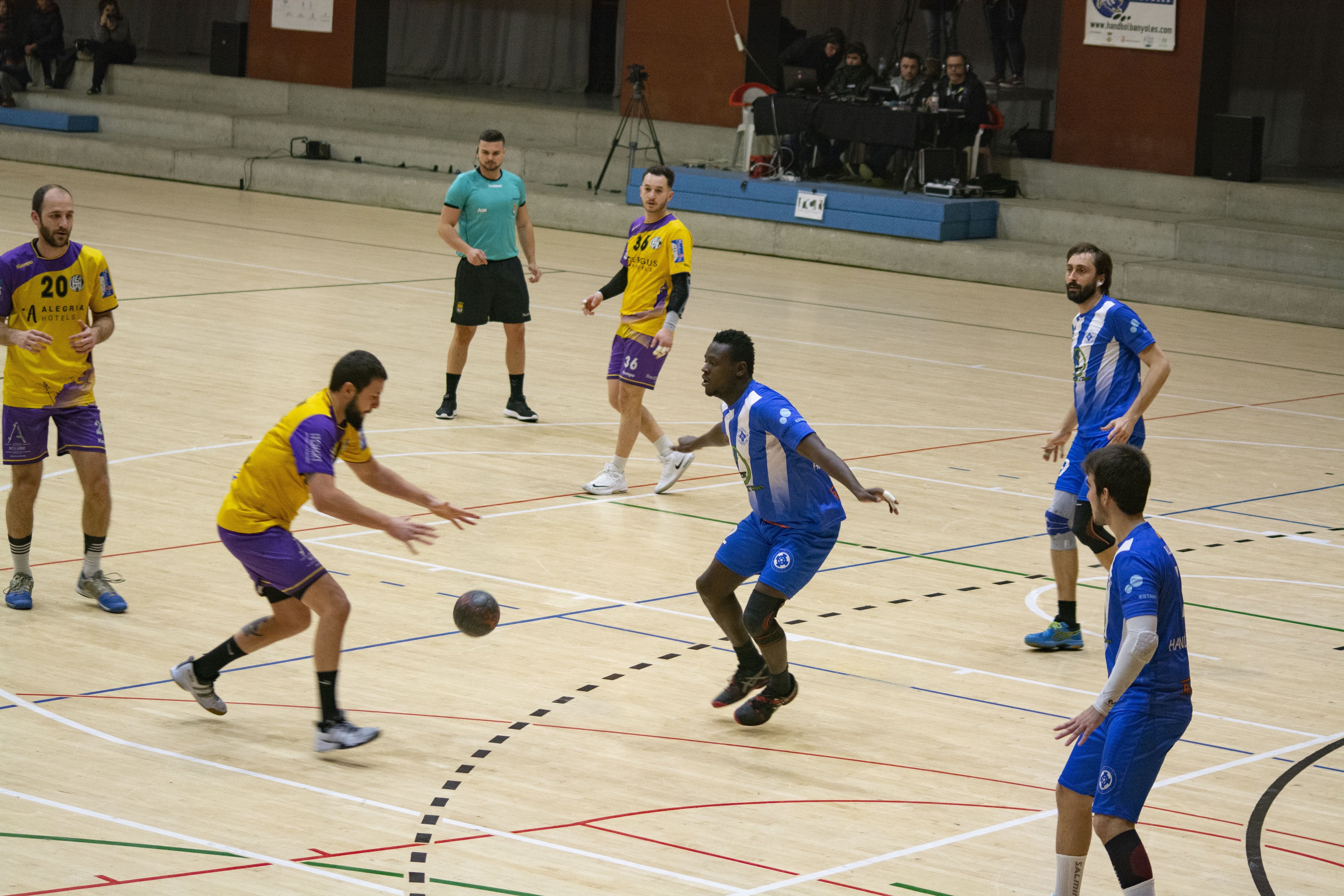 L'Handbol Banyoles buscarà l'ascens a Primera Estatal a casa i en directe per XALA!