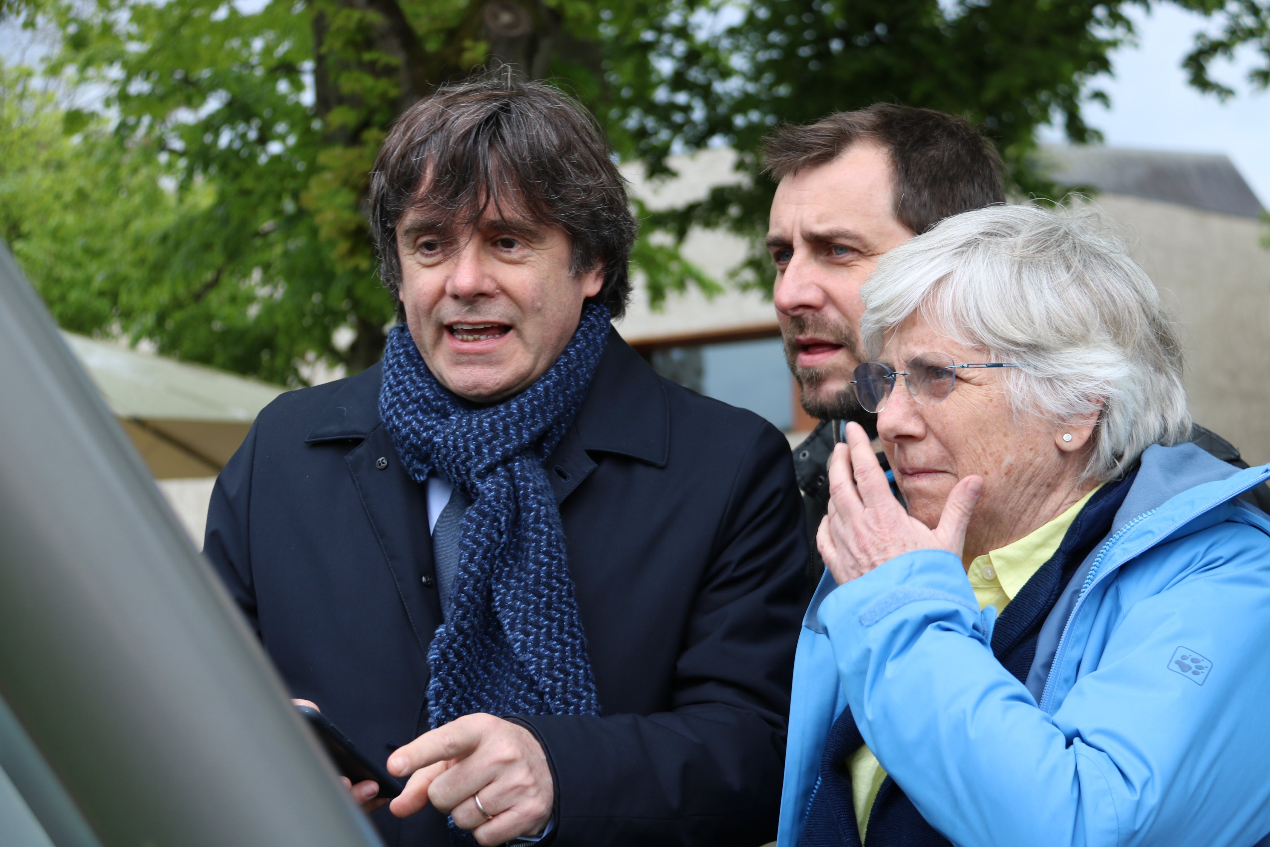 Puigdemont pone en marcha la "operación papeleta"