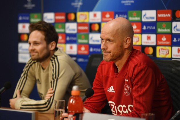 ten hag blind ajax champions efe