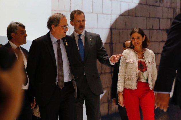 EL NACIONAL quim torra felip vi rei visita automobile - sergi alcazar EL NACIONAL quim torra felip vi rei visita automobile - sergi alcazar