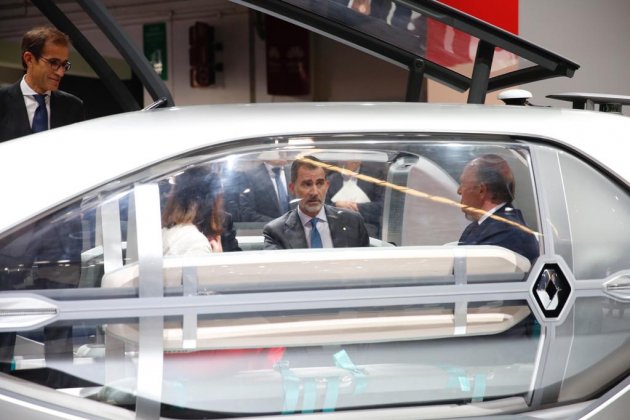 EL NACIONAL quim torra felip vi rei visita automobile - sergi alcazar EL NACIONAL quim torra felip vi rei visita automobile - sergi alcazar