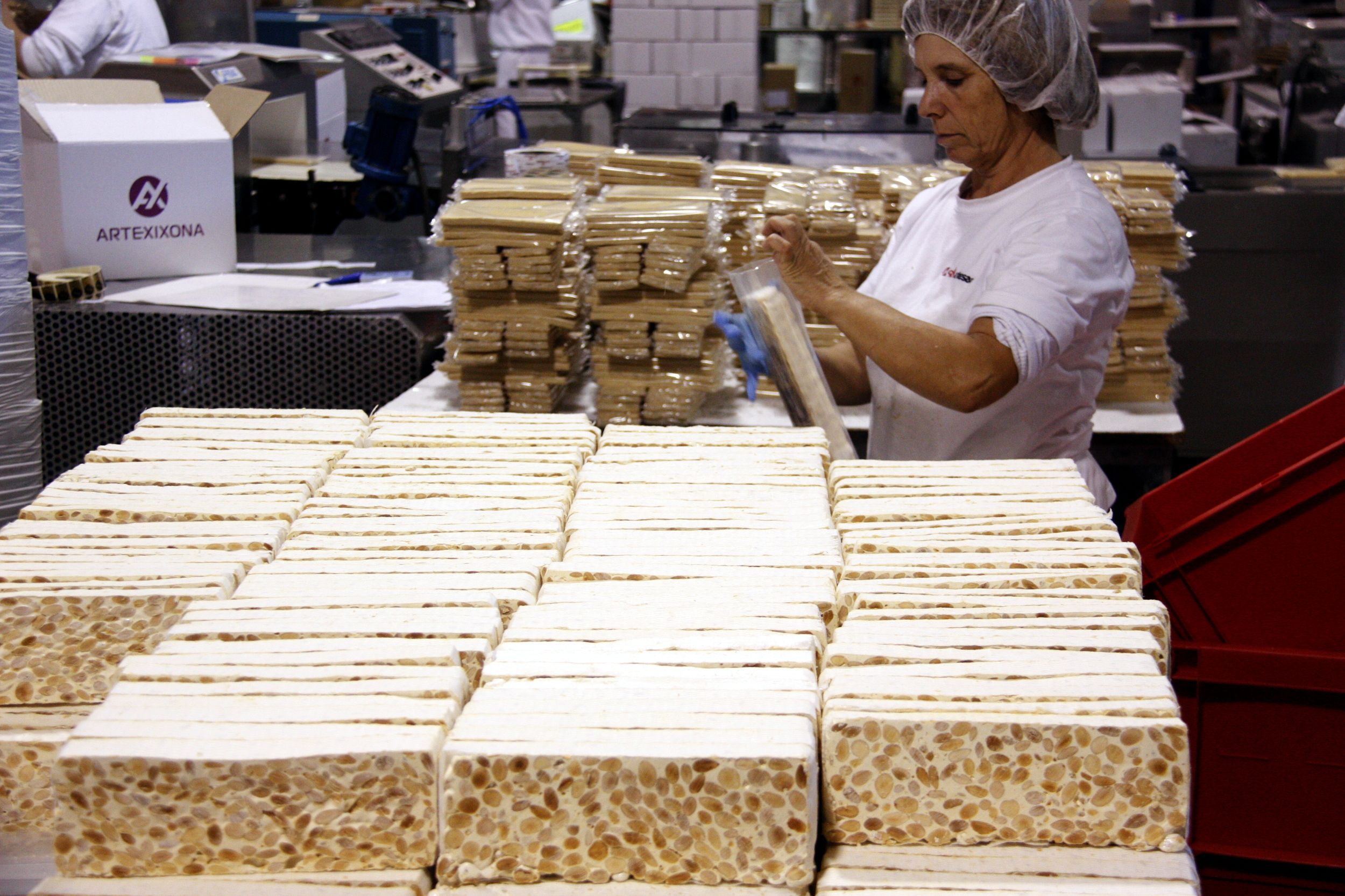 Els productors de torró de Xixona i Alacant preveuen un augment de vendes del 3% aquest Nadal