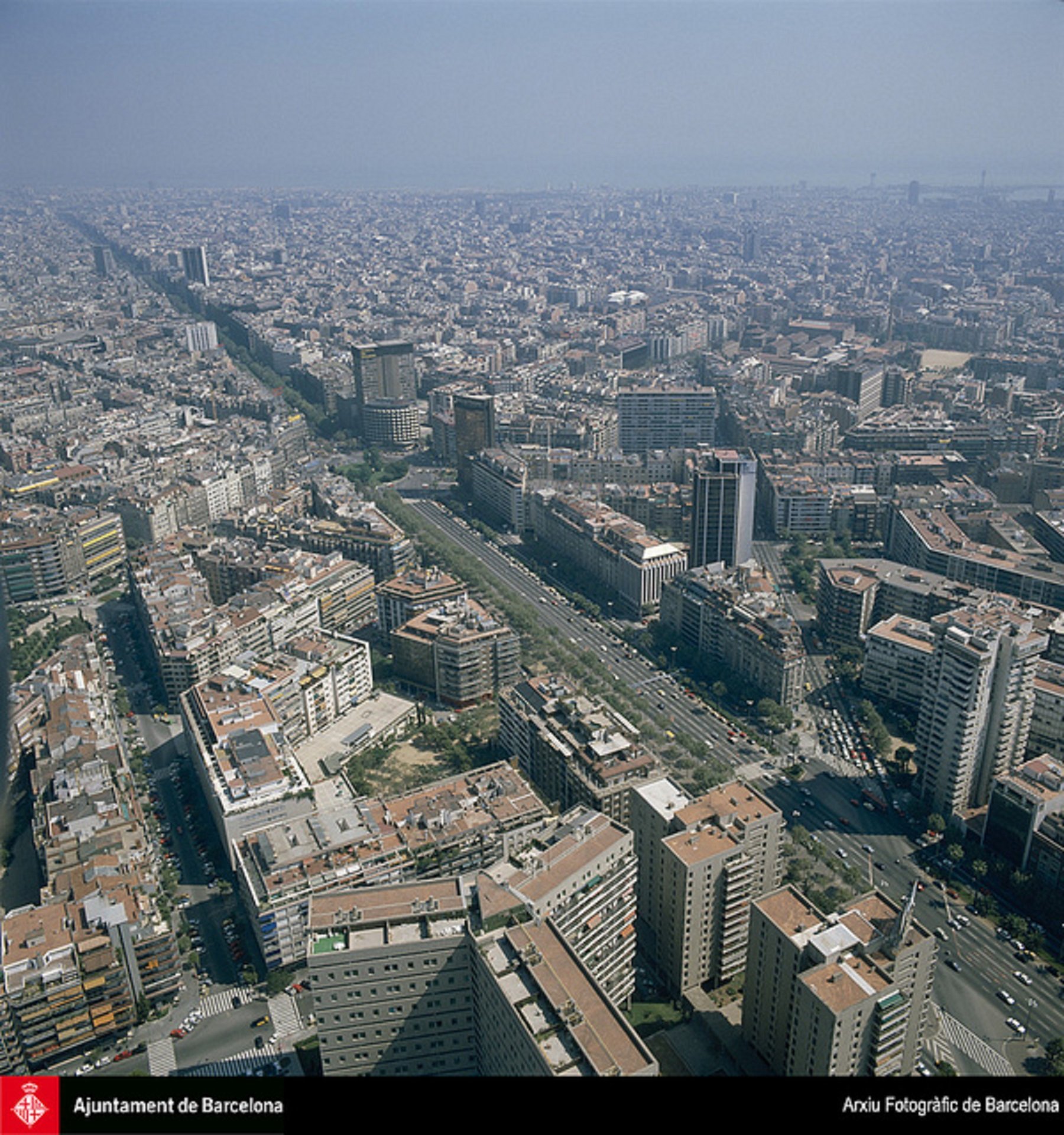 El paro baja de 70.000 personas en la ciudad Barcelona, un 26,4% menos que 2020