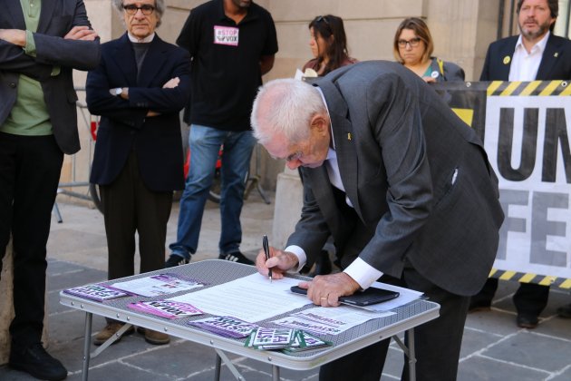 Ernest Maragall manifest contra feixisme Vox Ajuntament Barcelona - ACN