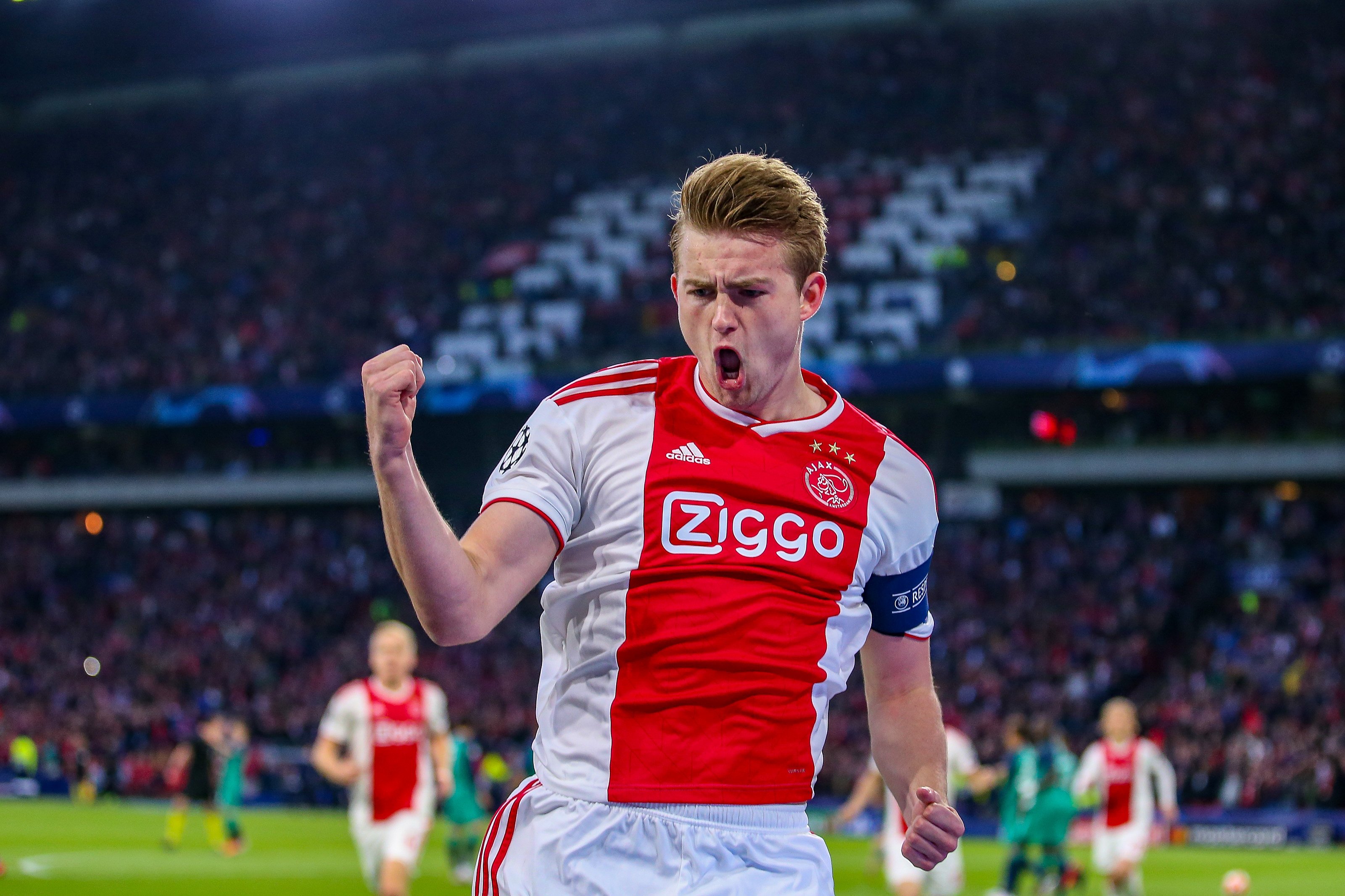 El Barça acuerda con el Ajax la astronómica cifra del traspaso de De Ligt