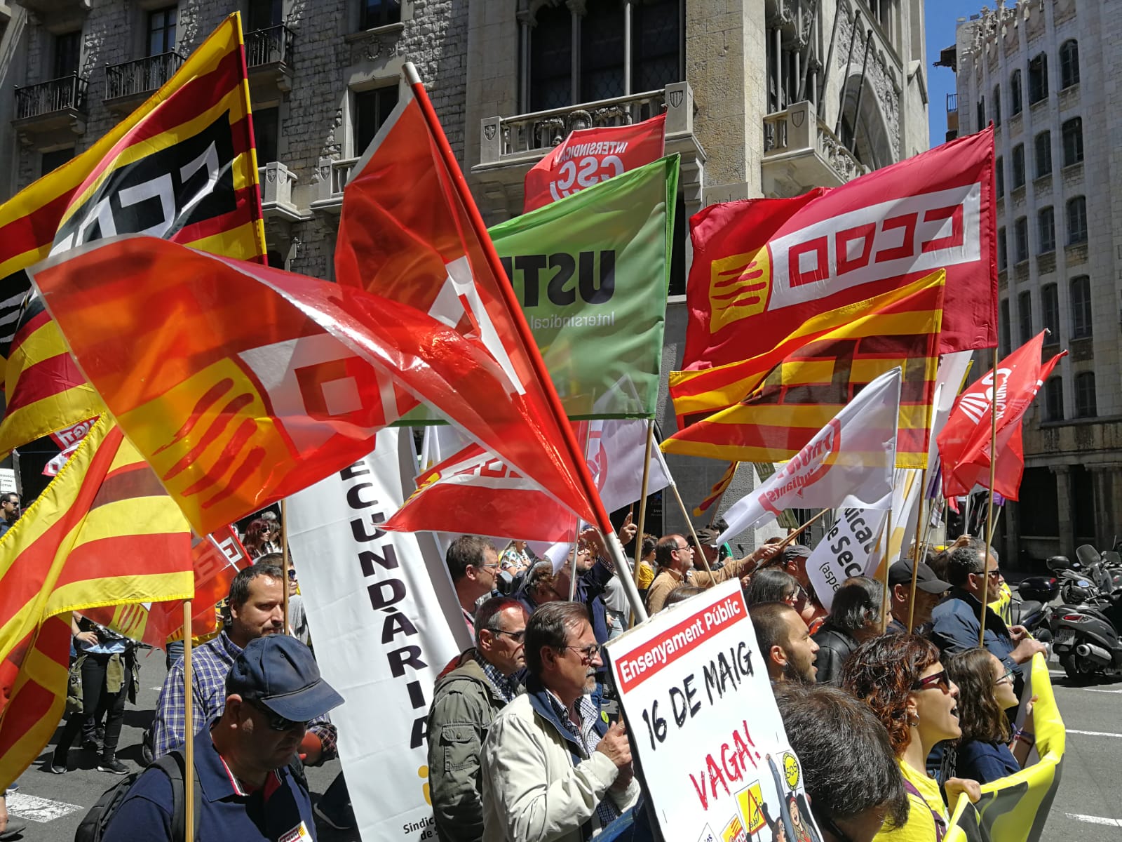 CCOO s'uneix a la vaga de docents el 25 i 26 de gener després de consultar-ho amb el professorat