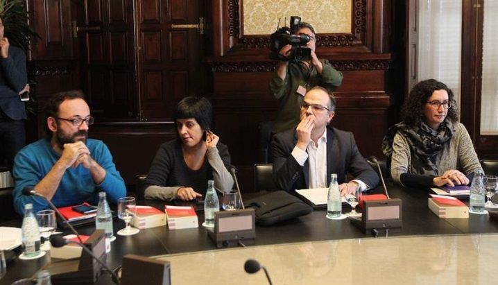 Romeva: "La propuesta de JxSí sigue viva"