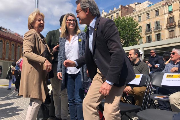 Artur Mas Elsa Artadi Mercat Sant Antoni - Carlota Camps Artur Mas Elsa Artadi Mercat Sant Antoni - Carlota Camps