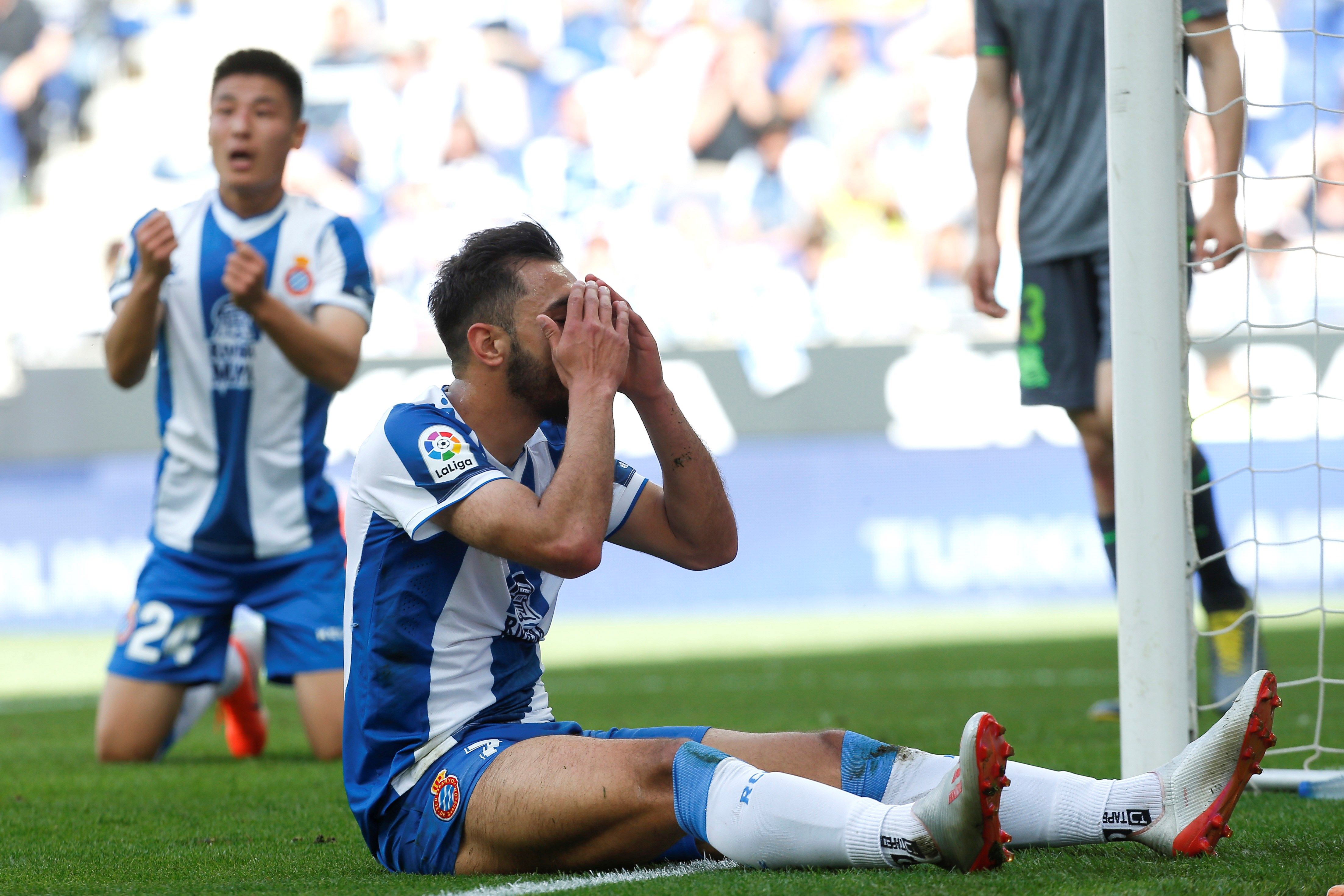 Els diners del Barça allunyen Borja Iglesias de l'Espanyol