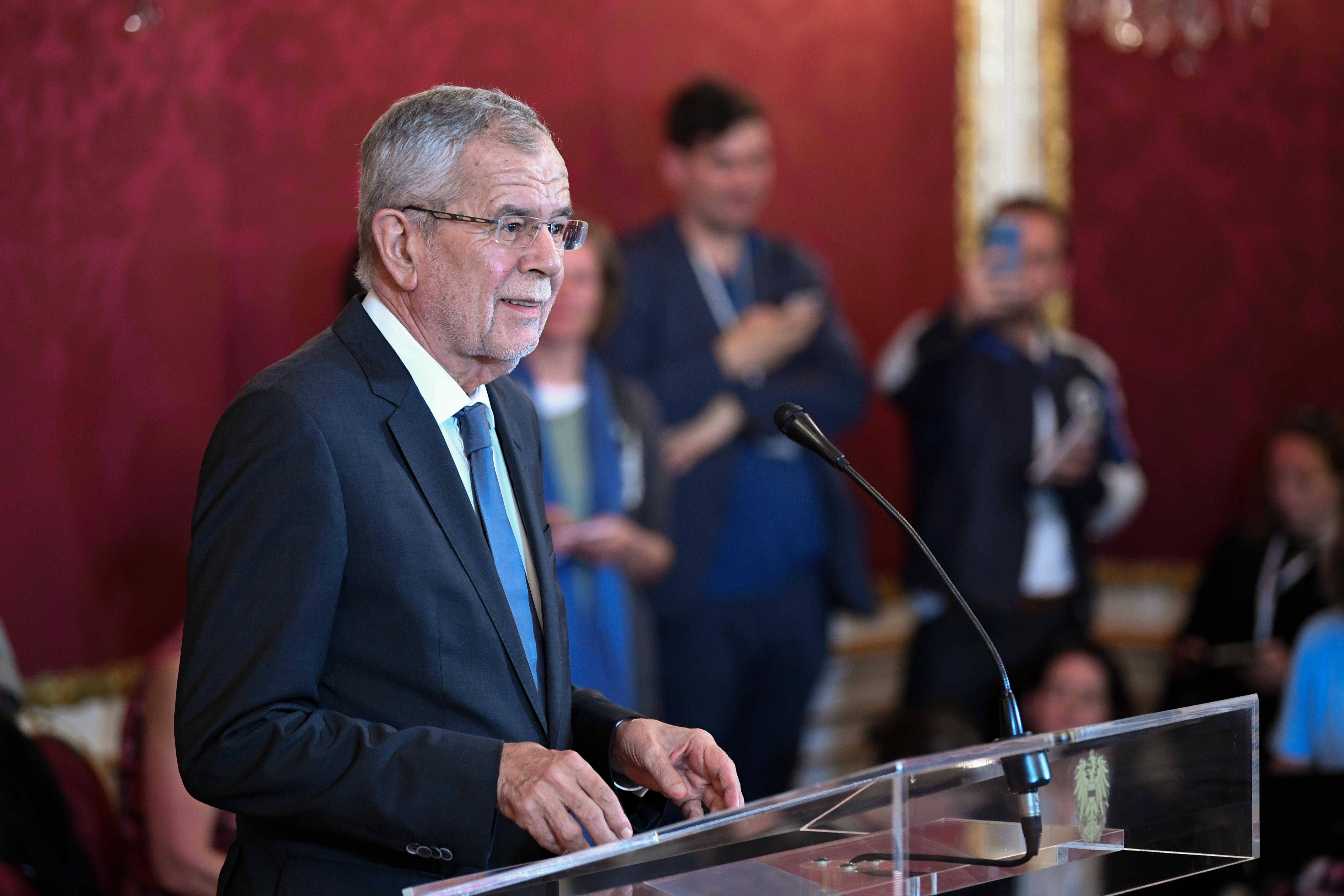 Àustria avança les eleccions després de trencar-se la coalició d'extrema dreta