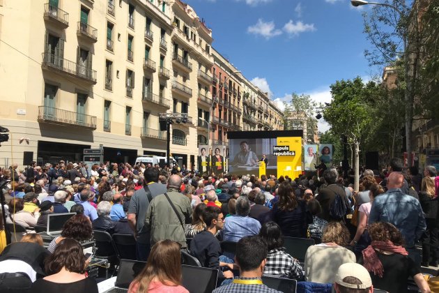 ERC mercat Sant Antoni - Carlota Camps ERC mercat Sant Antoni - Carlota Camps