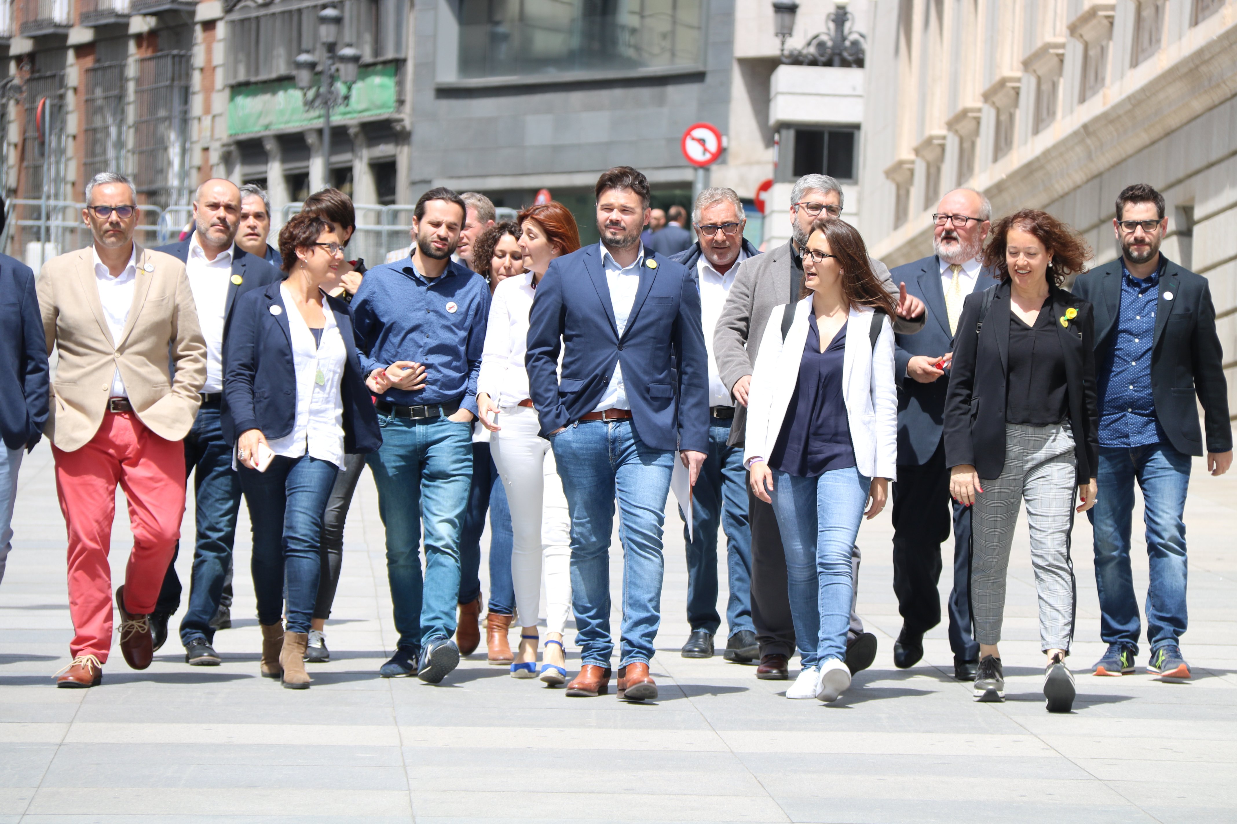 Rufián: "El normal seria que Pedro Sánchez saludés Junqueras"