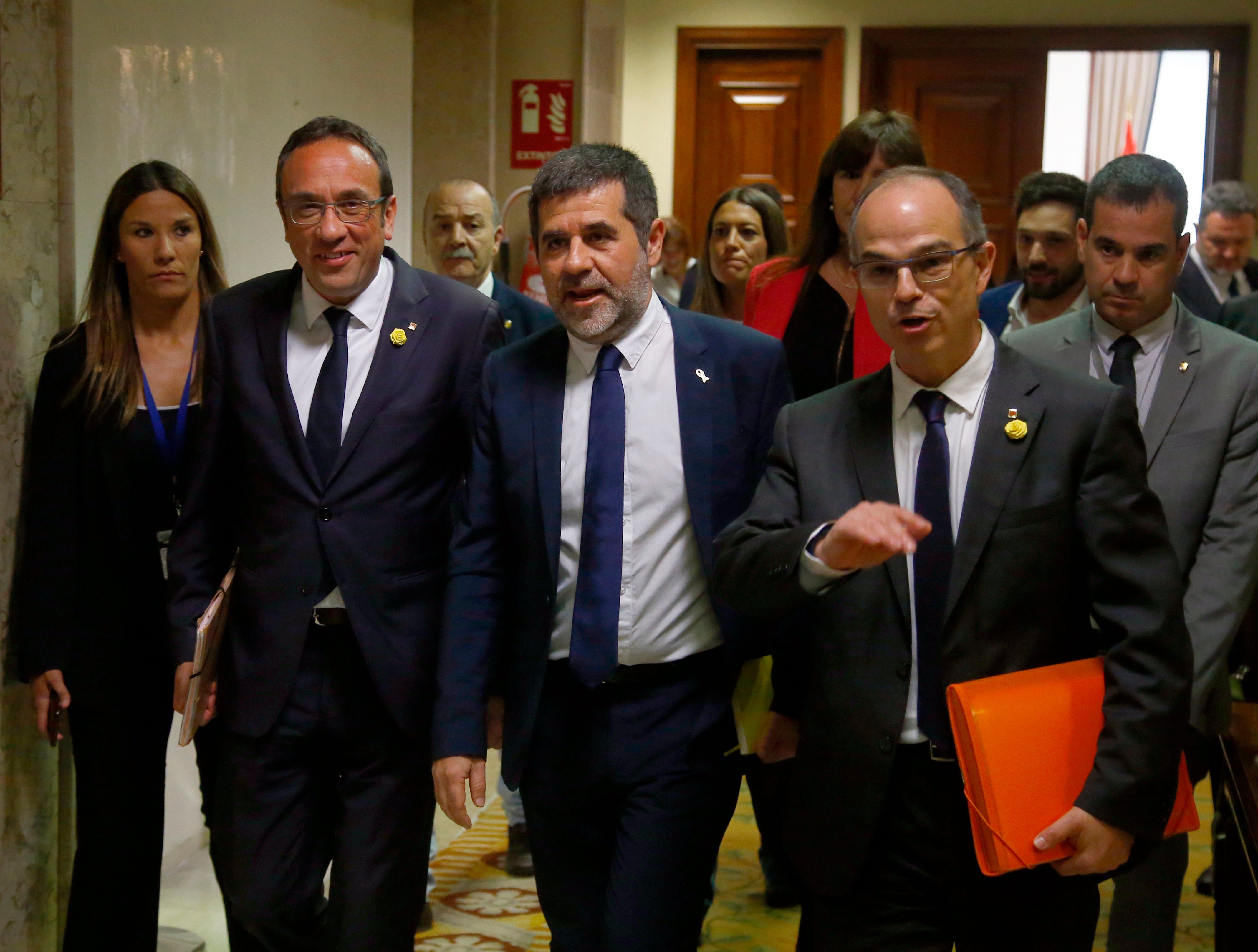 El informe de los letrados avala la suspensión de los cuatro diputados presos