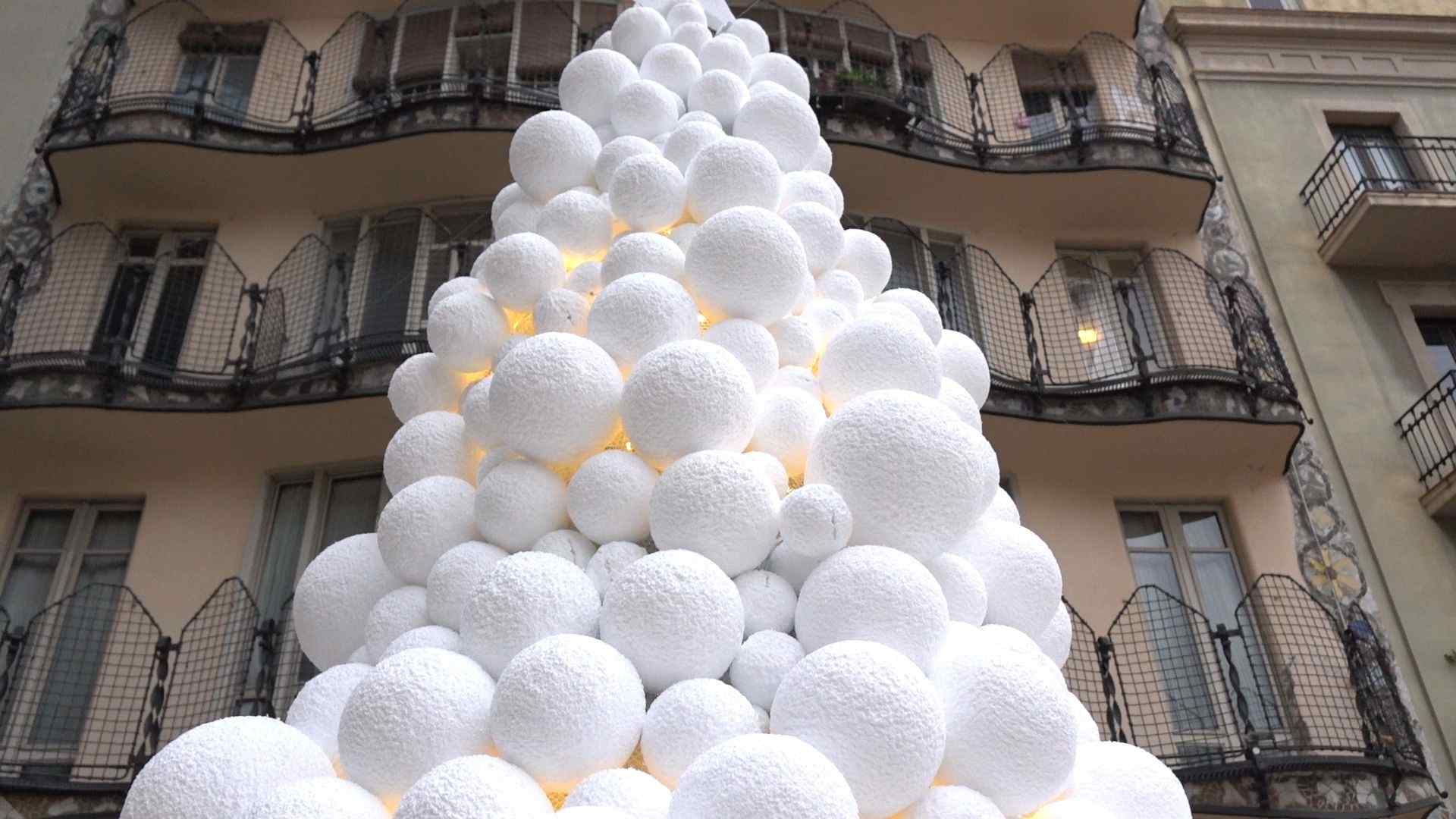 VÍDEO: Neva a la Casa Batlló